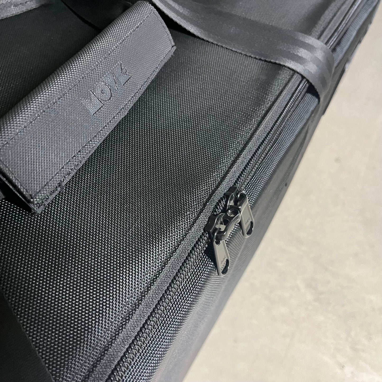 MOVE Hybridcase　ムーブバッグ　ハイブリッドケース